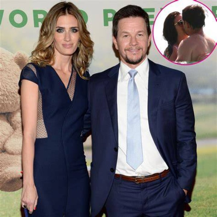 Mark Wahlberg's Wife: A Deep Dive into Rhea Durham's Life and Their Marriage